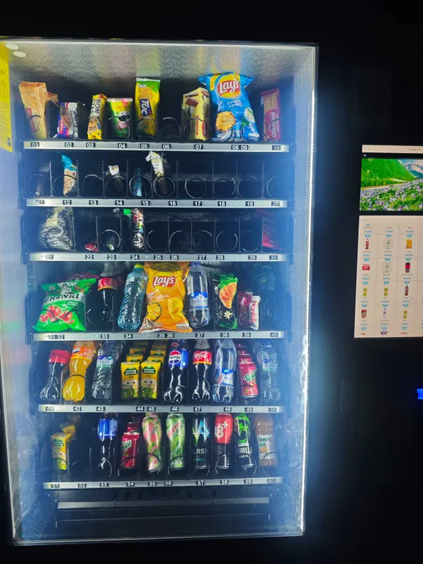 Vending аппарат с электронным экраном Vending аппарат с электронным экраном