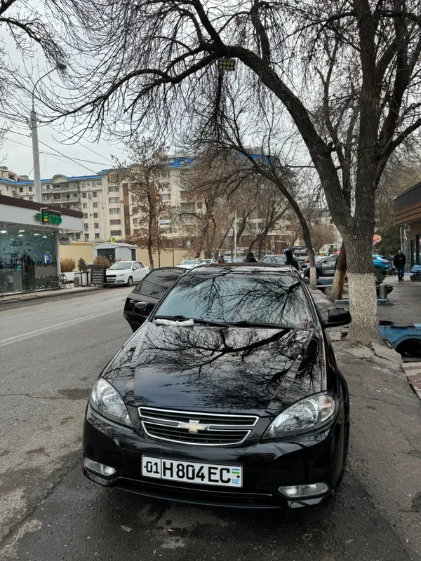 Gentra qora 2021 avto 4 Gentra qora 2021 avto 4
