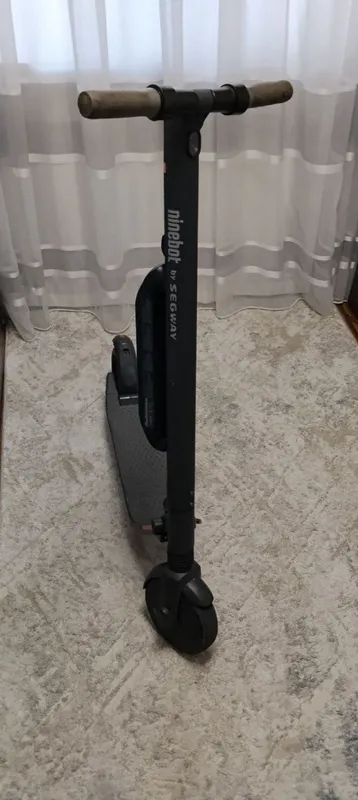 Srochni! Elektrosamokat sotiladi Ninebot kickscooter by segway Srochni! Elektrosamokat sotiladi Ninebot kickscooter by segway