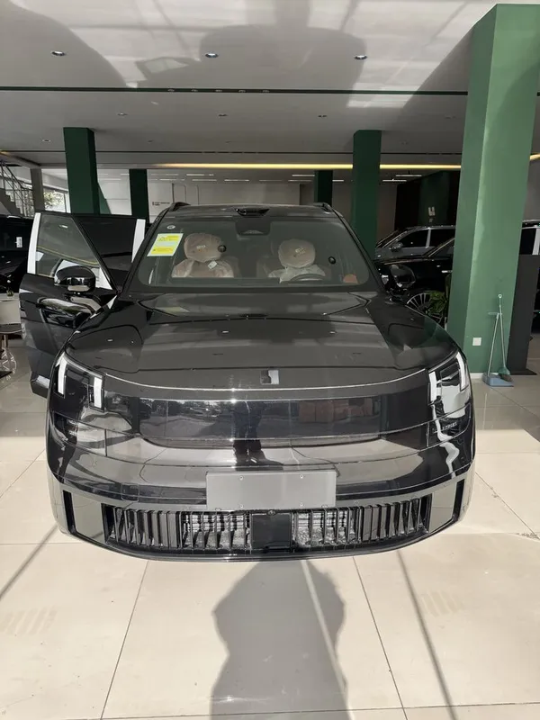 LYNK&CO 900 EM-P 2 turbo 2026