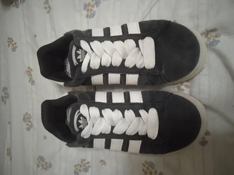 47 razmerli adidas krasofka sotiladi