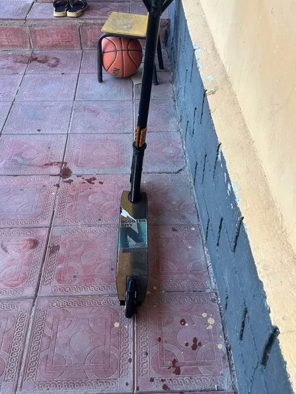 Samokat sotiladi srochna 3 Samokat sotiladi srochna 3