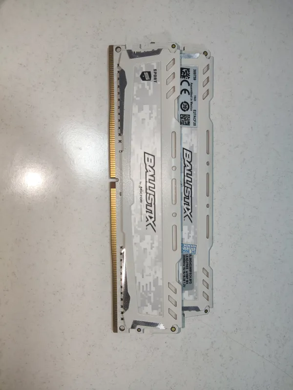 DDR4 16GB 2x8 Ballistix ozu / озу DDR4 16GB 2x8 Ballistix ozu / озу