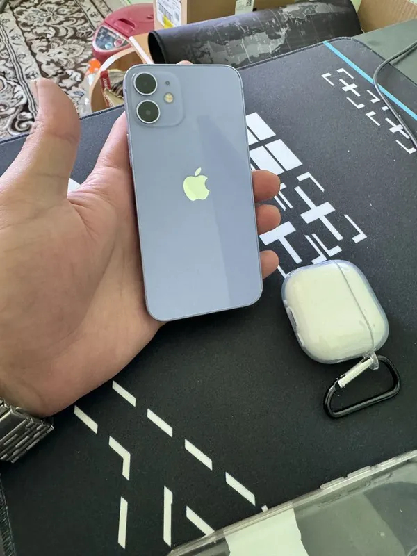 Iphone 12 mini ideal srochna sotiladi kelishamiz