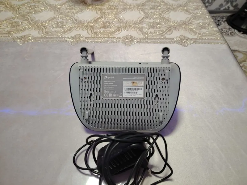 Tp link wifi , 2 shoxli 2,4 HHz — фото 1