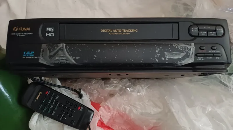 Видеомагнитофон ФУНАЙ.Б/у VCR-880011 Япония.