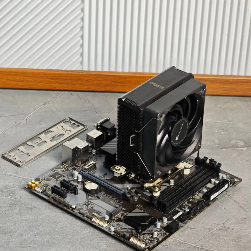 B760M D3H Gigabyte б/у идеал 2 B760M D3H Gigabyte б/у идеал 2