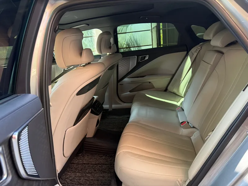 Kia K8 3.5, 2022 г. — 30 000 км, официальный дилер, гарантия. 7 Kia K8 3.5, 2022 г. — 30 000 км, официальный дилер, гарантия. 7