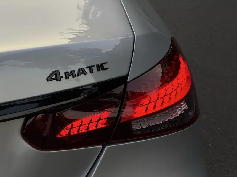 Mercedes benz W213 E400 4 matic 6