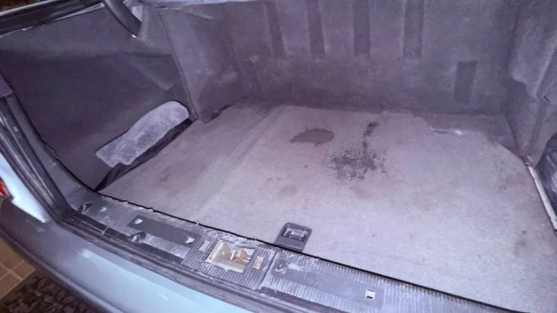Srochna Mersedes W210 sotiladi 8 Srochna Mersedes W210 sotiladi 8