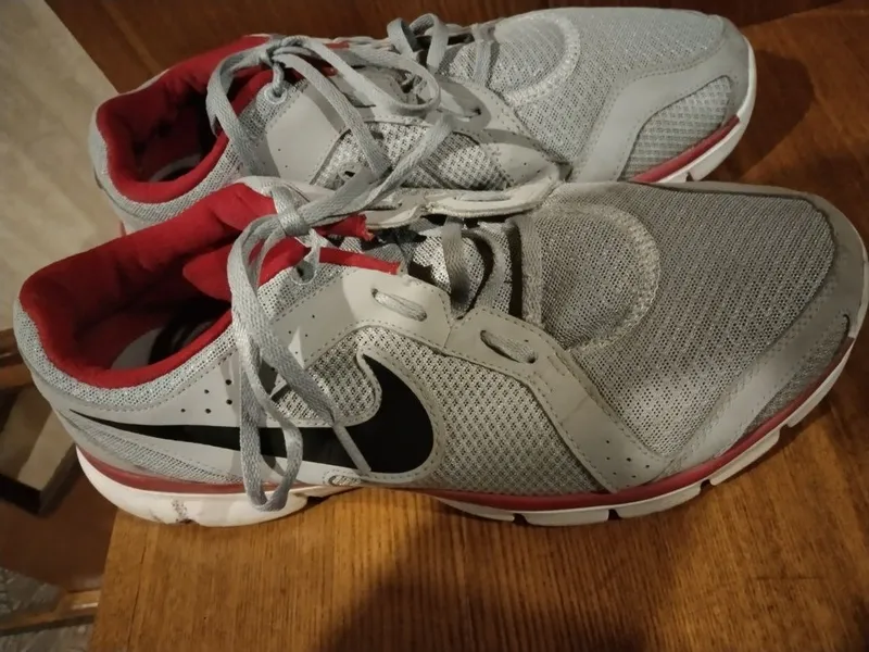 Кроссовки мужские . Nike . Размер 42