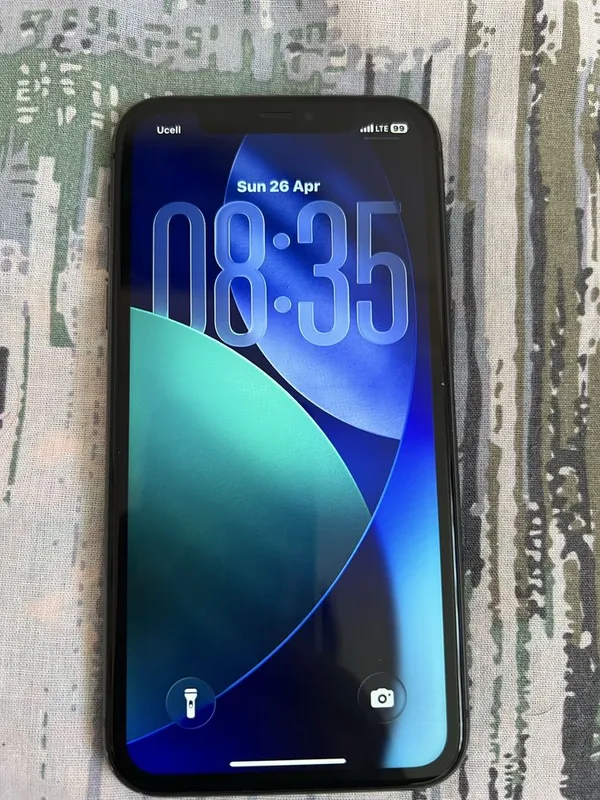 Iphone 11 sotiladi