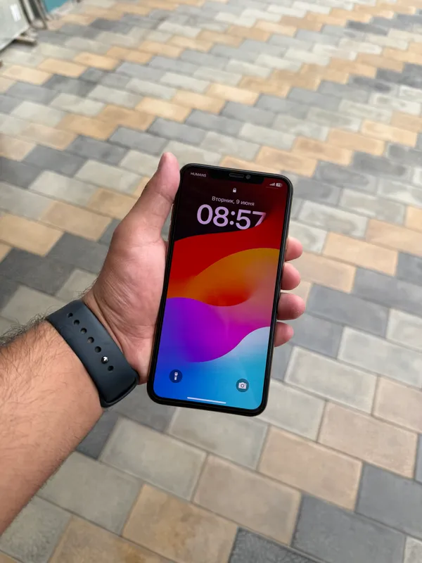 Iphone xs max ayfon xs max 64gb aybi yo face bor Iphone xs max ayfon xs max 64gb aybi yo face bor