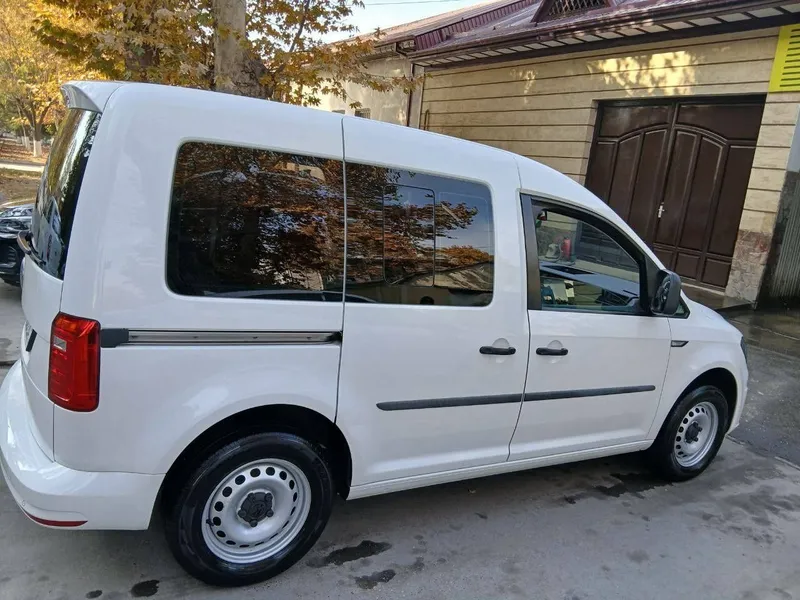 Volkswagen caddy — фото 2