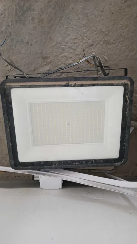 Прожектор 100w 200w LED светодиодный projektor светильник уличный