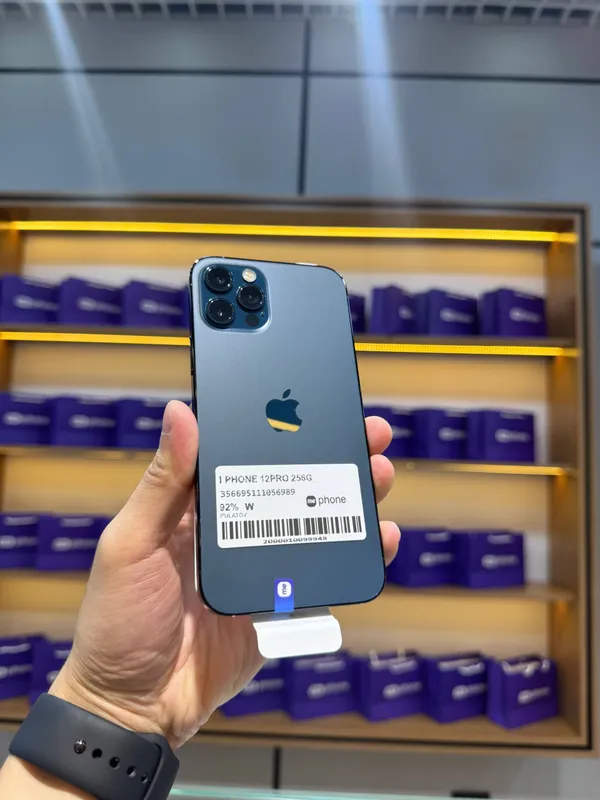 iPhone 12 PRO 1 iPhone 12 PRO 1
