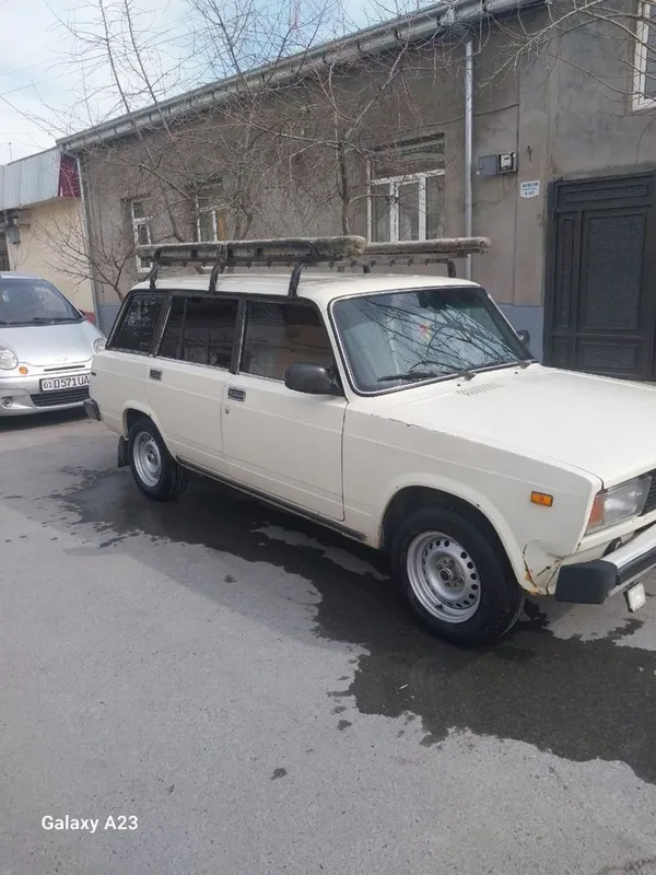 Lada 2104 sotiladi radnoy kraska
