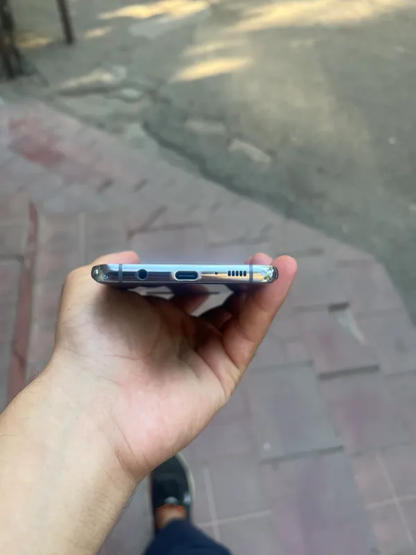 Samsung Galaxy S10 5G 3