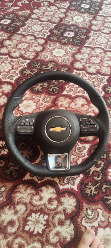 Audi Rul yangi tiptroniksiz