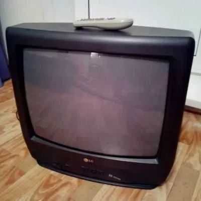 Телевизор LG CF-20F30K,