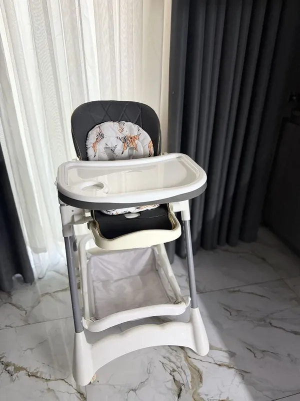 Ovqatlanadigan stul sotiladi 3