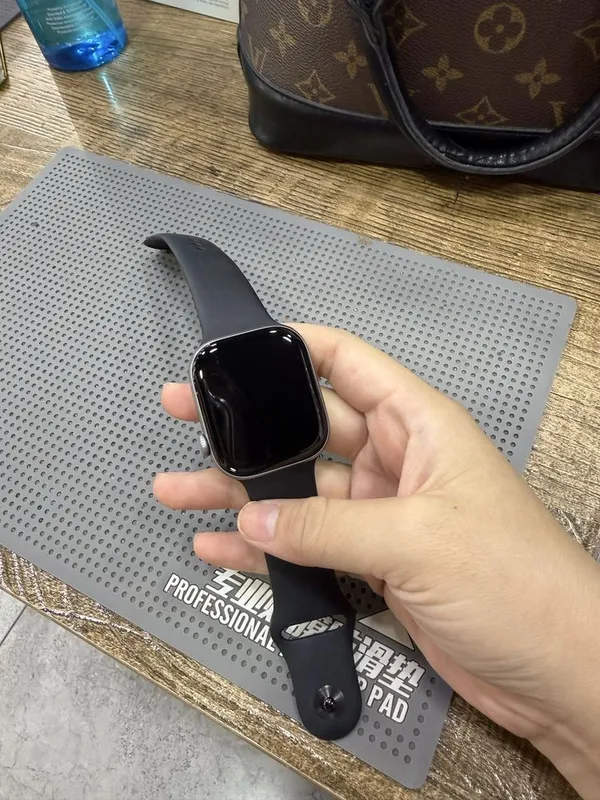 Apple watch series 11 46mm original holati idial darajada 2 Apple watch series 11 46mm original holati idial darajada 2