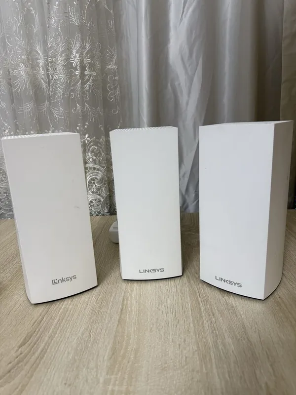 Linksys Velop MX4200 WiFi 6 1 Linksys Velop MX4200 WiFi 6 1