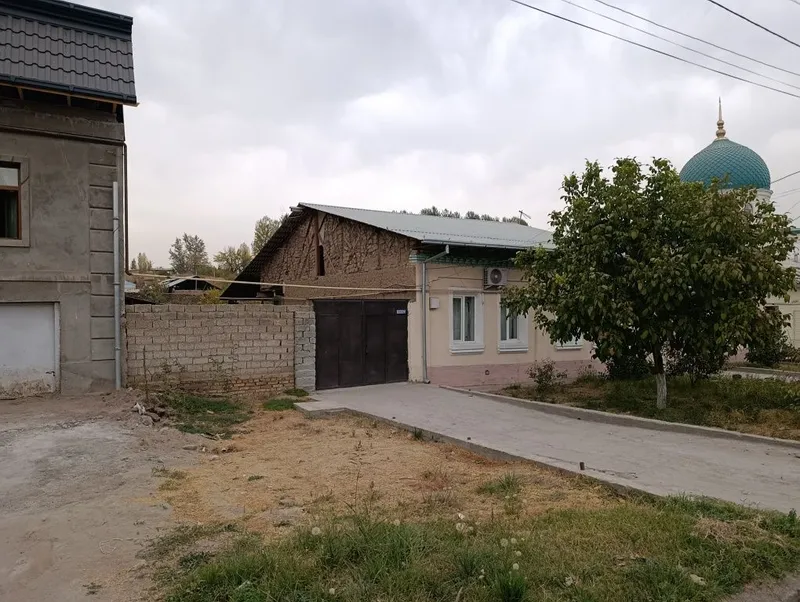 Двор 7,5 соток в пригороде 3