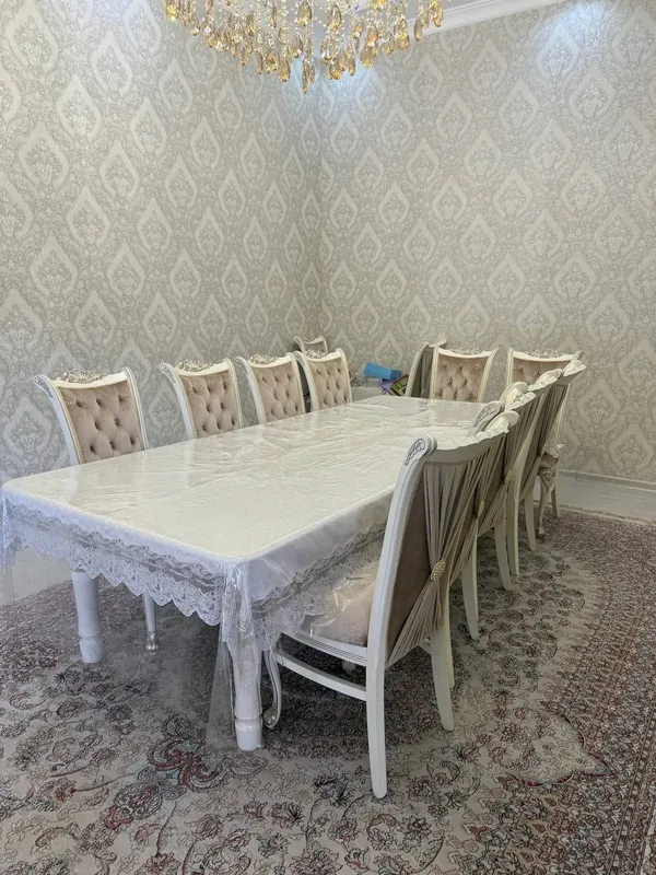 Продаётся стол и стулья. Новый 1 Продаётся стол и стулья. Новый 1