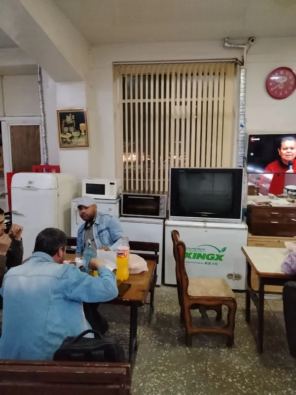 Под Магазин, Выпечку, Виноводку и др на Мирзо -улугбеке — фото 1