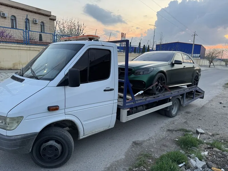 Mersades evakuator maxsus 4