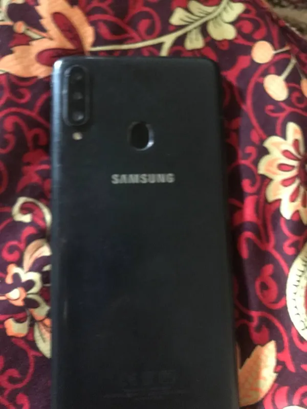 samshung a20s sotiladi
