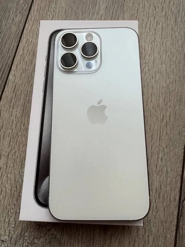 Идеальный 𝐢𝐏𝐡𝐨𝐧𝐞 𝟏𝟓 𝐏𝐫𝐨 𝐌𝐚𝐱 simkarta+esim 256 GB — фото 1
