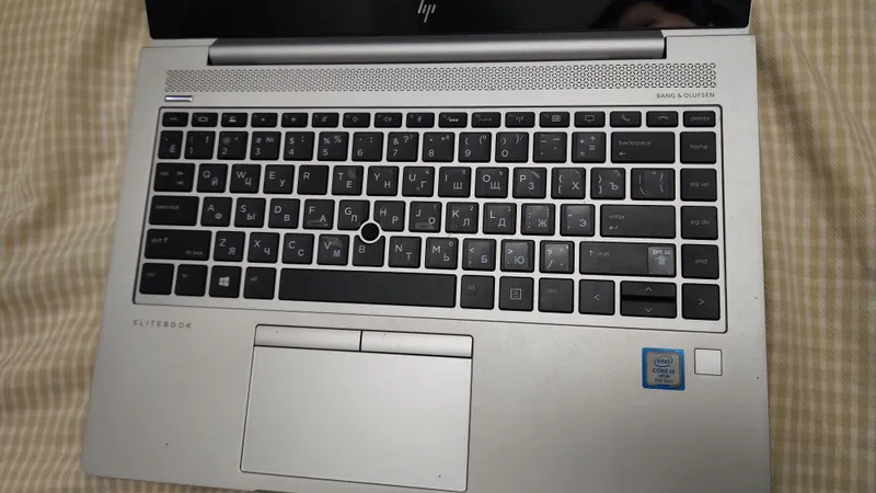 Hp elitebook sensorli ekran — фото 4