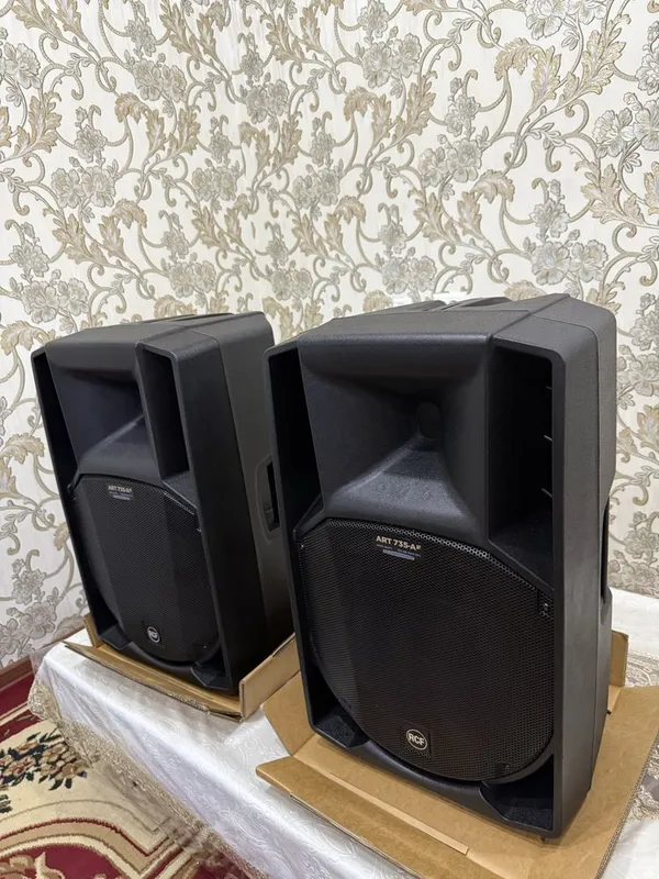 Kalonka RCF ART 735 4 MK 1400wat active Made in Italy — фото 2