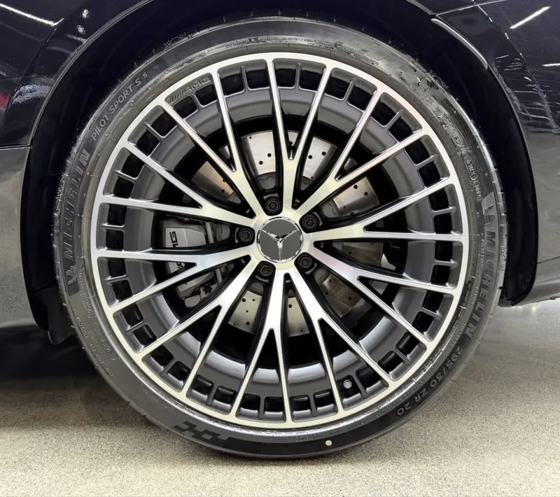 Продается Новый Mercedes-AMG CLE 53 TURBO 4matic+ — фото 4