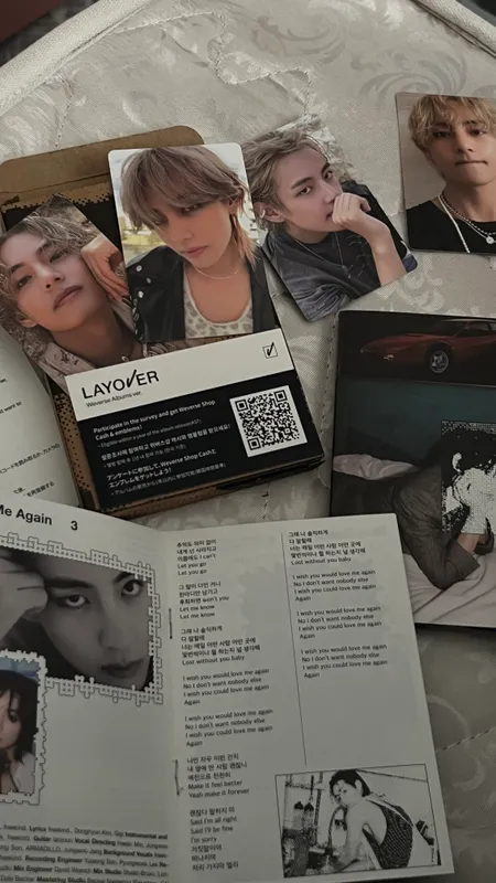 BTS V альбом Layover Weverse + фотокарты