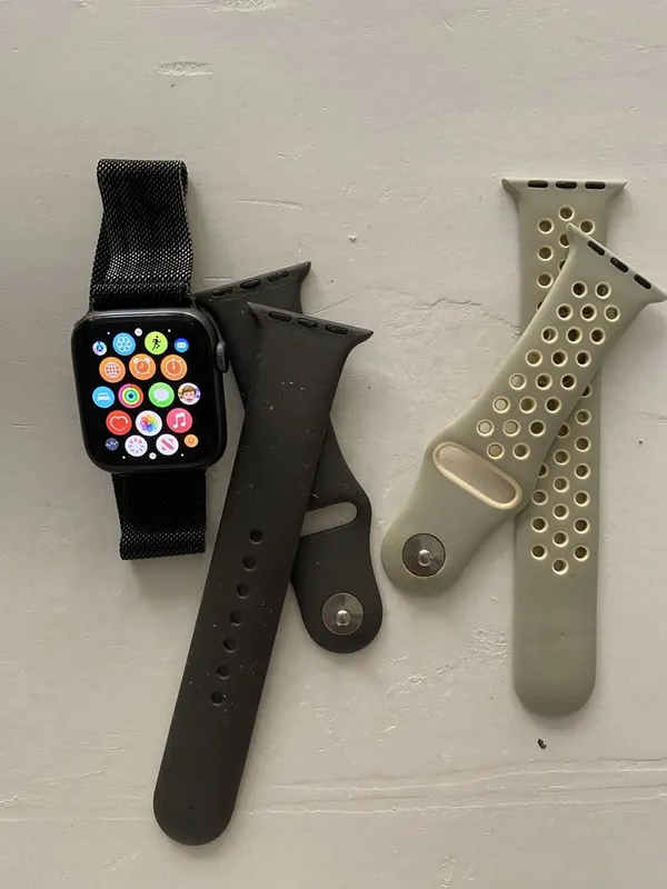 Appel watch 4/40 отличный 3
