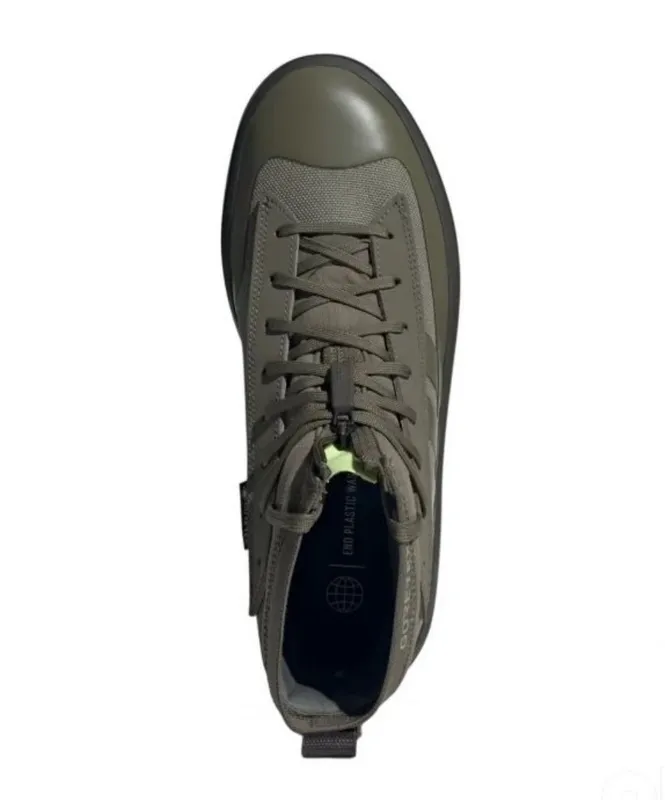 Ботинки ADIDAS 44 размер новые 7