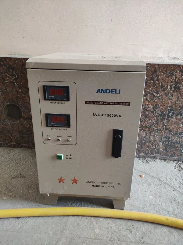 Стабилизатор ANDELI SVC-D15000VA (15 кВА) Стабилизатор ANDELI SVC-D15000VA (15 кВА)