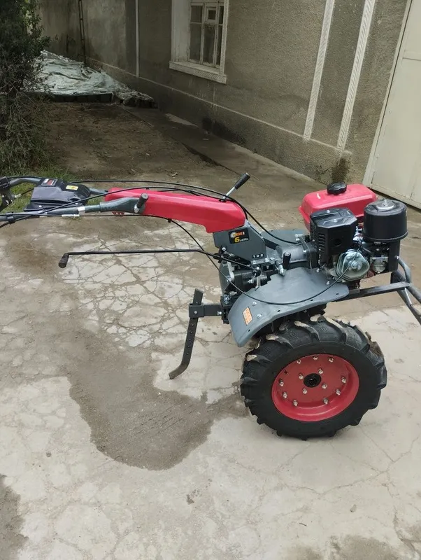 Mini traktor wema 2