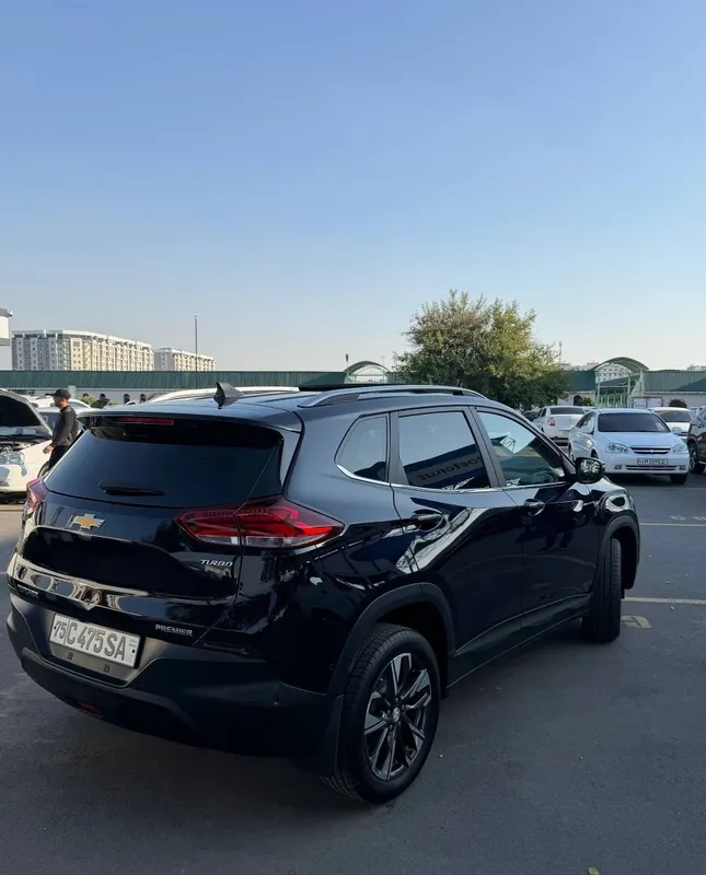 Продаётся автомобиль 3 Продаётся автомобиль 3