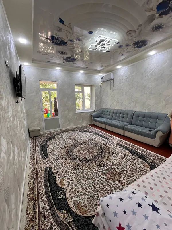 3/2/2 сотилади 70м² 1