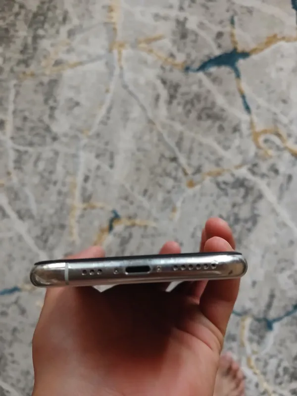 iPhone 11 Pro 1 iPhone 11 Pro 1