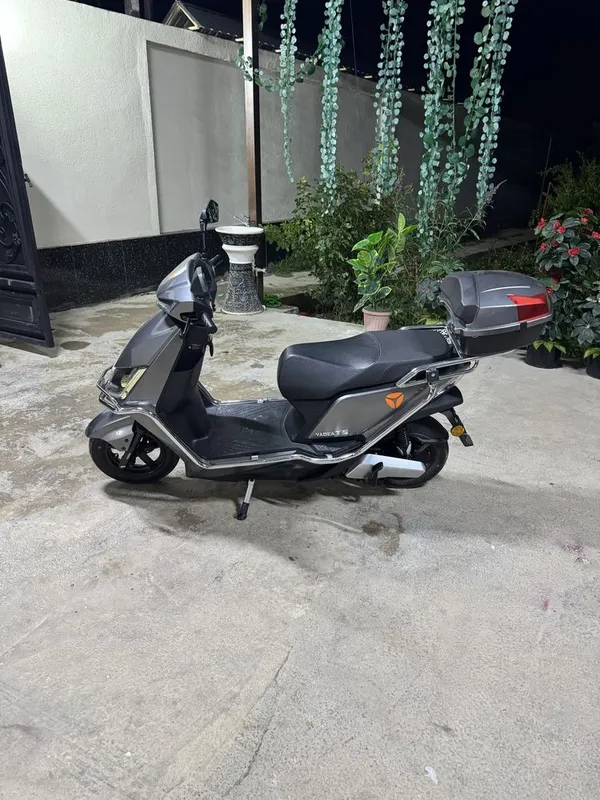 Sukuter elktroniy moto bayk matasekil — фото 2