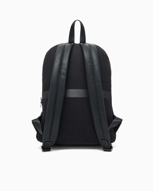 Рюкзак от Armani Exchange 2 Рюкзак от Armani Exchange 2