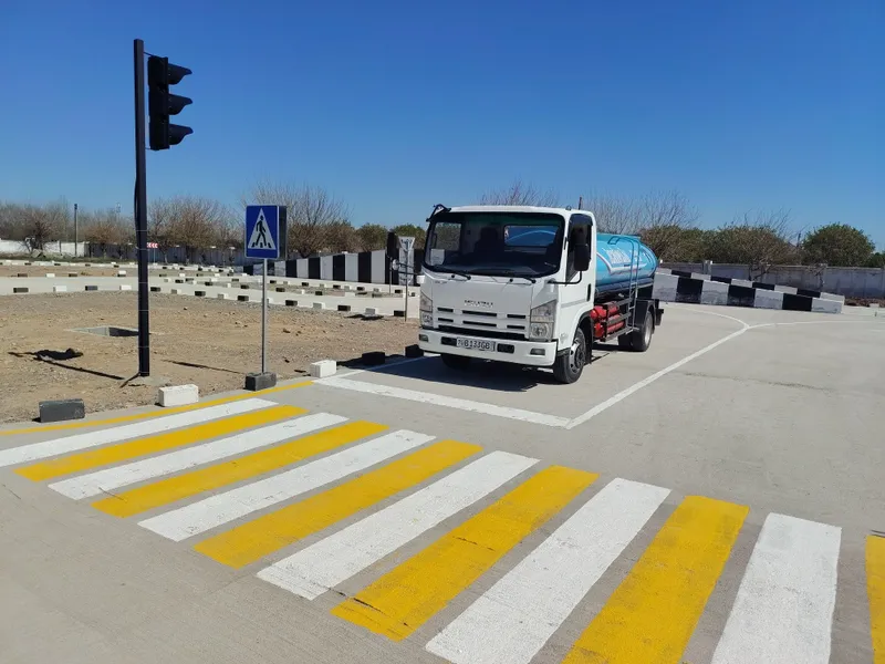 Isuzi avtobusda terilgan Isuzi avtobusda terilgan