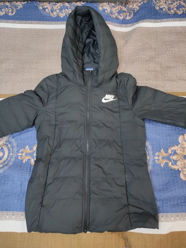 Женская куртка Nike оригинал