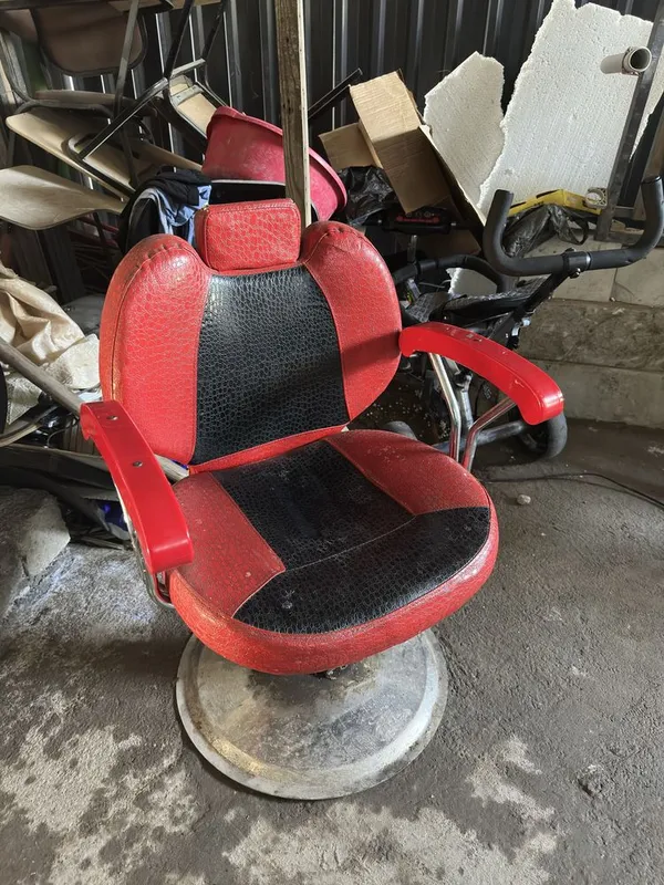 Sartaroshlar kreslosi Sartaroshlar kreslosi