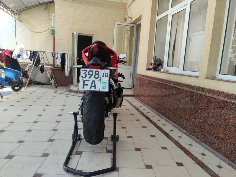 Продам мотоцикл QJMOTOR GSR 800 8 Продам мотоцикл QJMOTOR GSR 800 8